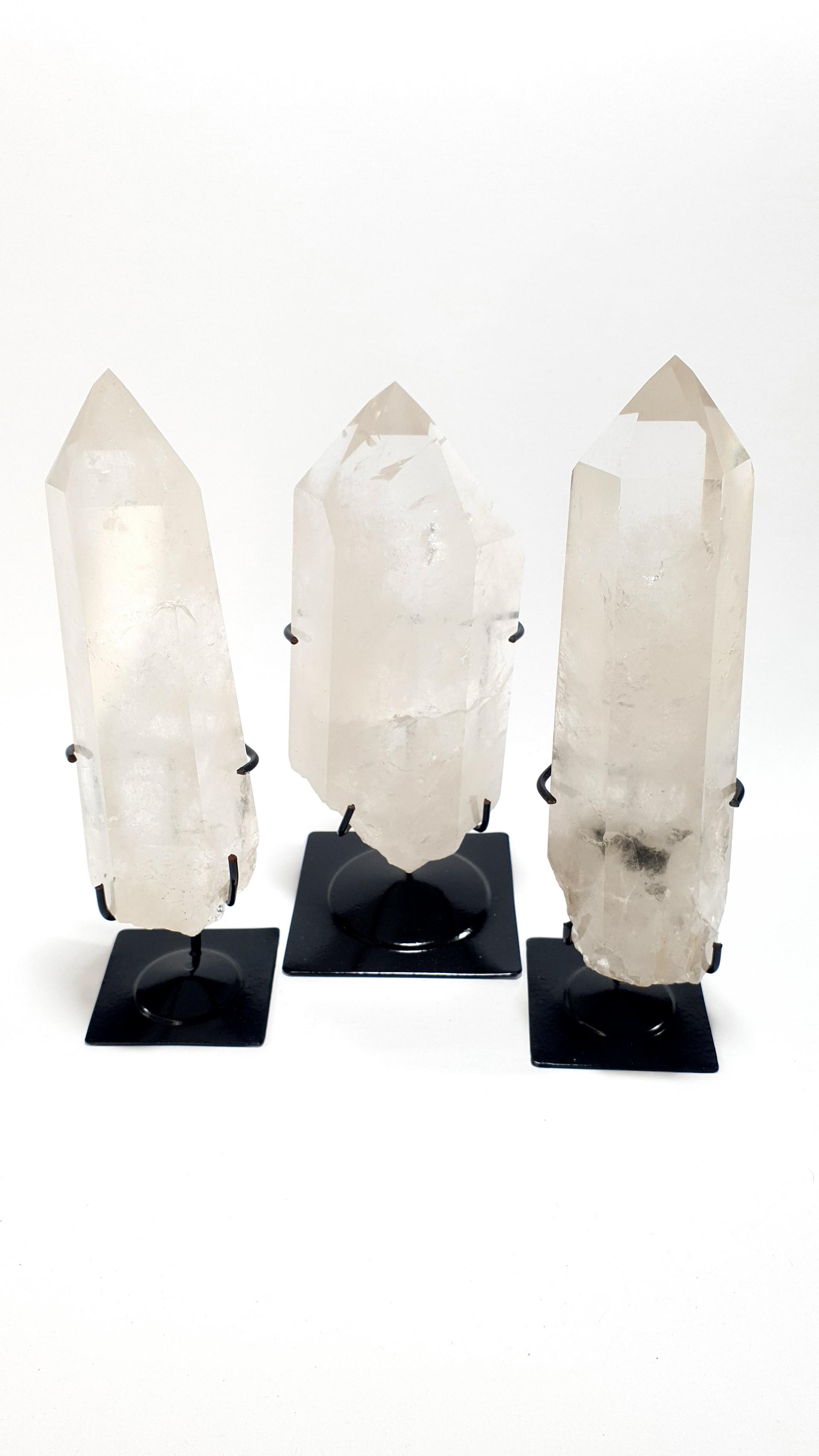 Ponta de Cristal com Base de Metal — Bruto